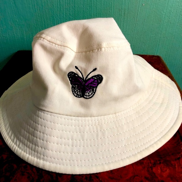 Rue21 Accessories - Bucket butterfly hat unisex